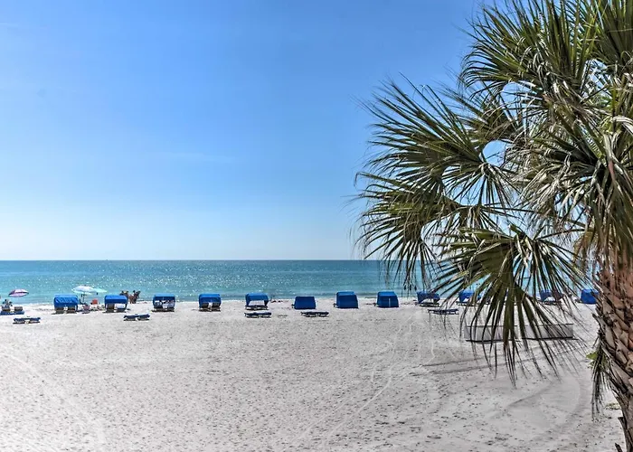 Holiday home Steps To Beach, Pool Access: Indian Shores