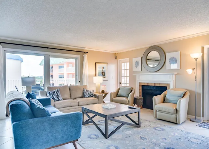 Steps To Beach, Pool Access: Indian Shores Holiday home Clearwater Beach